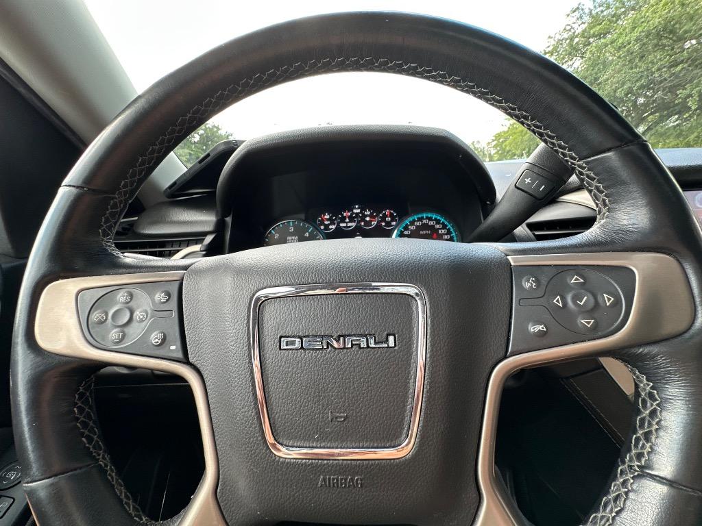 2019 GMC Yukon XL 1500 Denali photo