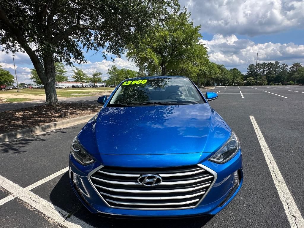 2018 Hyundai Elantra Value photo