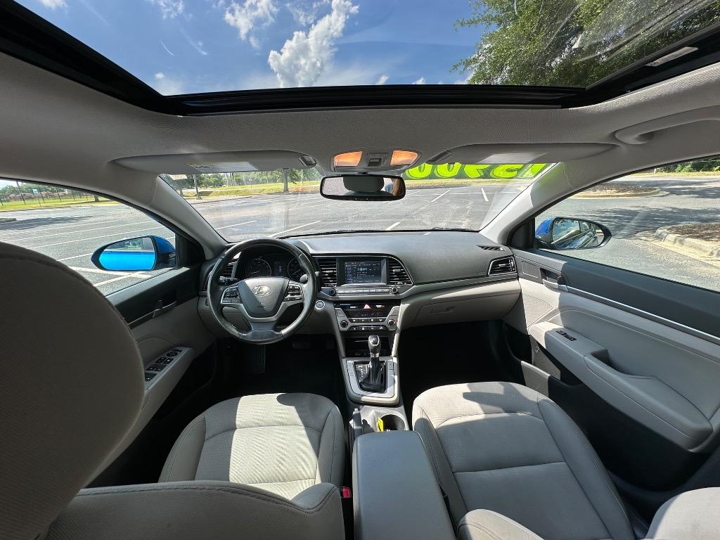 2018 Hyundai Elantra Value photo