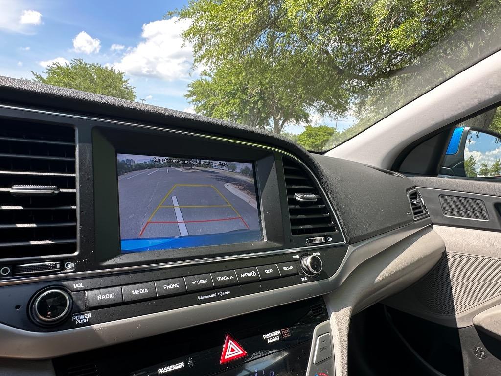 2018 Hyundai Elantra Value photo