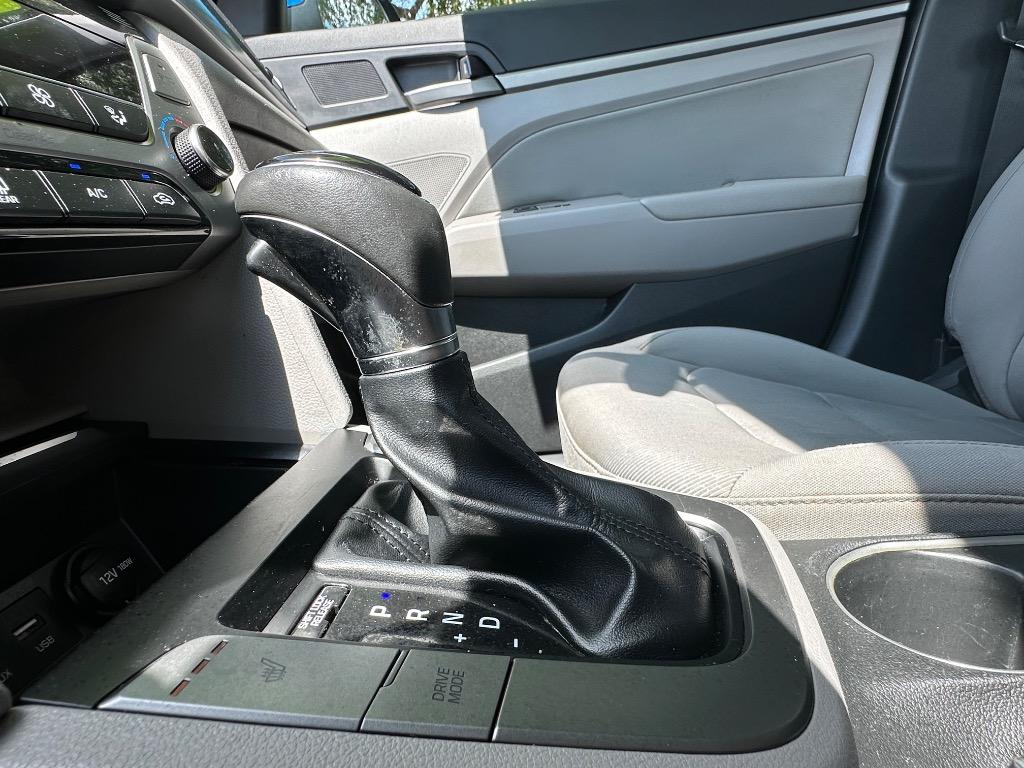 2018 Hyundai Elantra Value photo