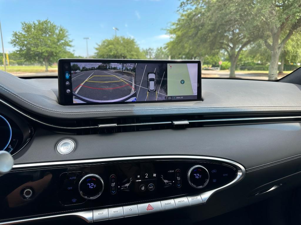 2022 Genesis GV70 3.5T Sport Prestige  photo