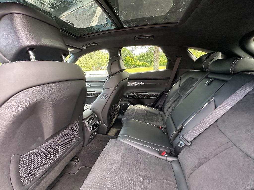 2022 Genesis GV70 3.5T Sport Prestige  photo