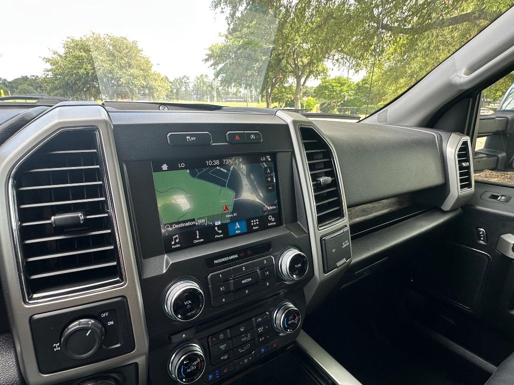 2018 Ford F150 Lariat photo