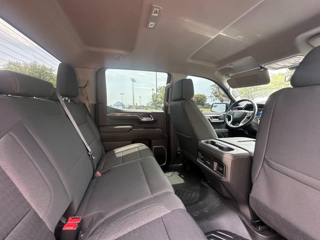 2022 Chevrolet Silverado 1500 RST photo