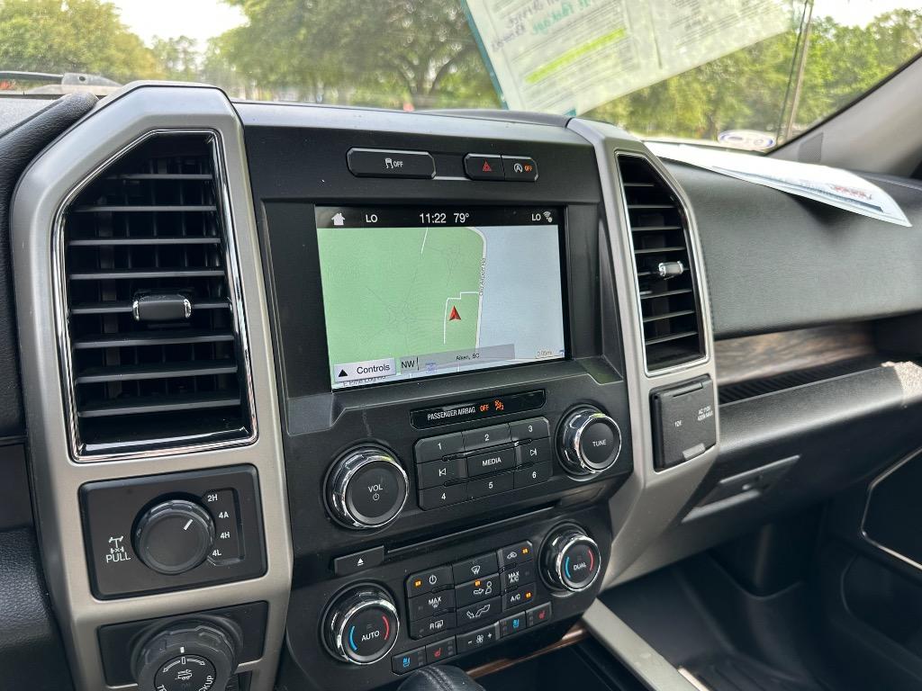 2018 Ford F150 Lariat photo
