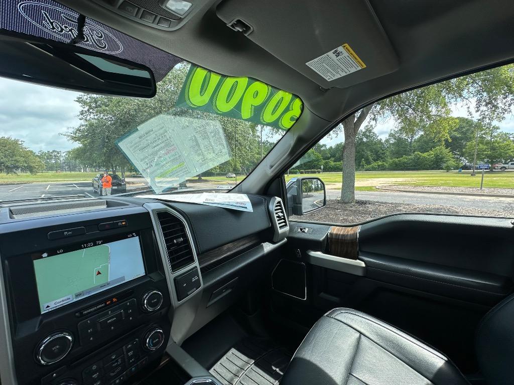 2018 Ford F150 Lariat photo
