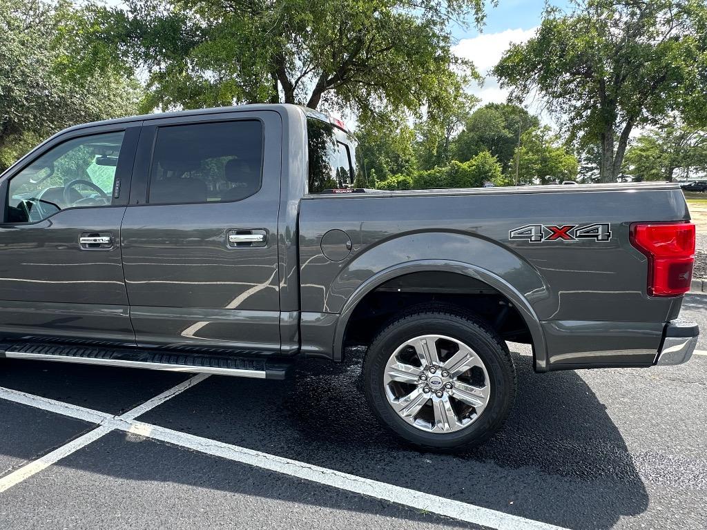 2018 Ford F150 Lariat photo