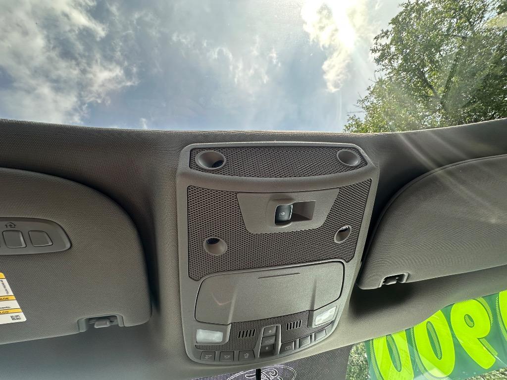 2018 Ford F150 Lariat photo