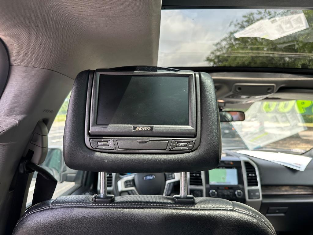 2018 Ford F150 Lariat photo