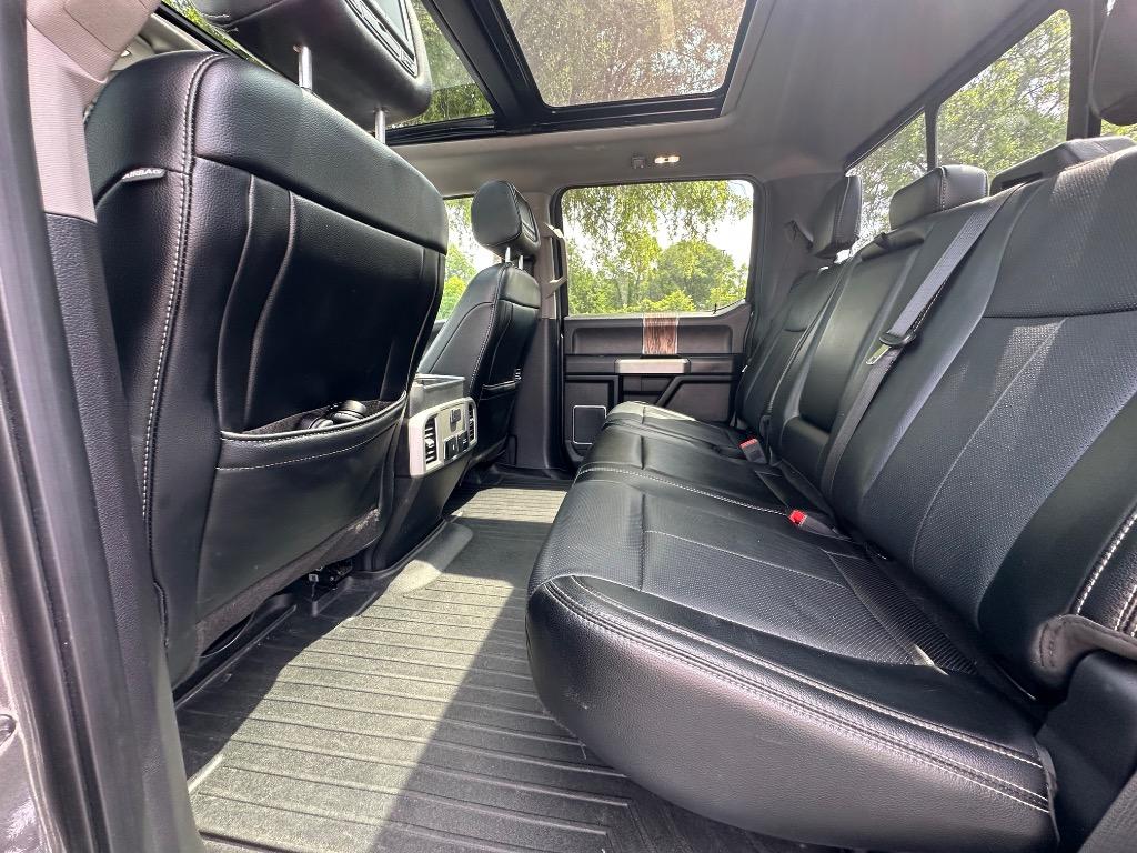 2018 Ford F150 Lariat photo