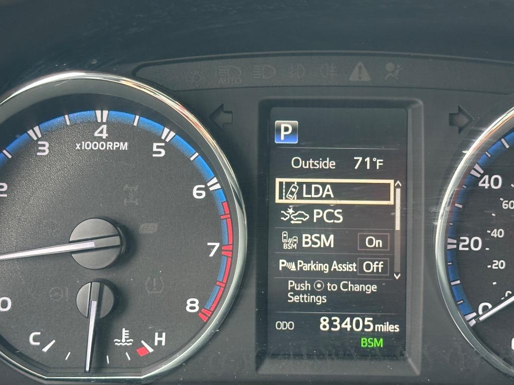 2018 Toyota RAV4 Limited photo