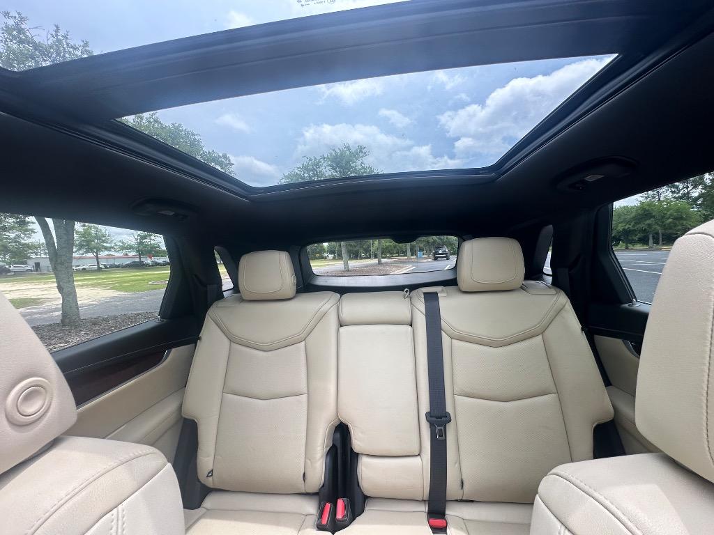 2018 Cadillac XT5 Luxury photo