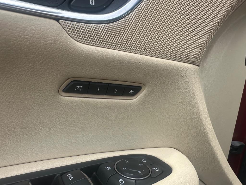 2018 Cadillac XT5 Luxury photo