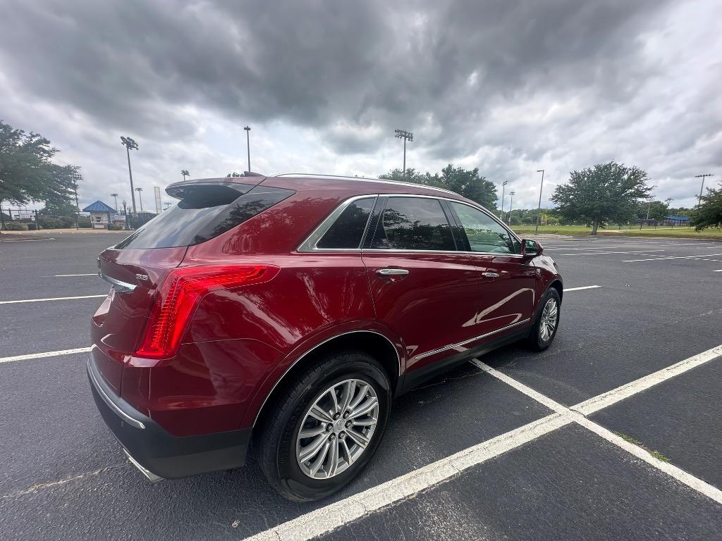 2018 Cadillac XT5 Luxury photo