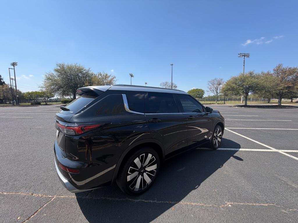 2025 Mitsubishi Outlander - $38,900