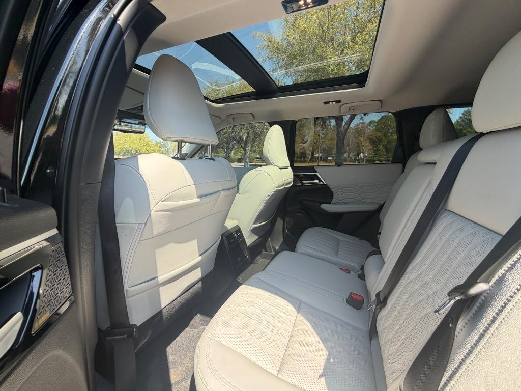 2025 Mitsubishi Outlander - $38,900