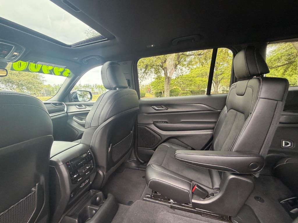 2025 Jeep Cherokee - $39,900