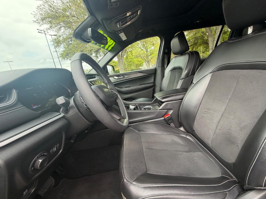 2025 Jeep Cherokee - $39,900