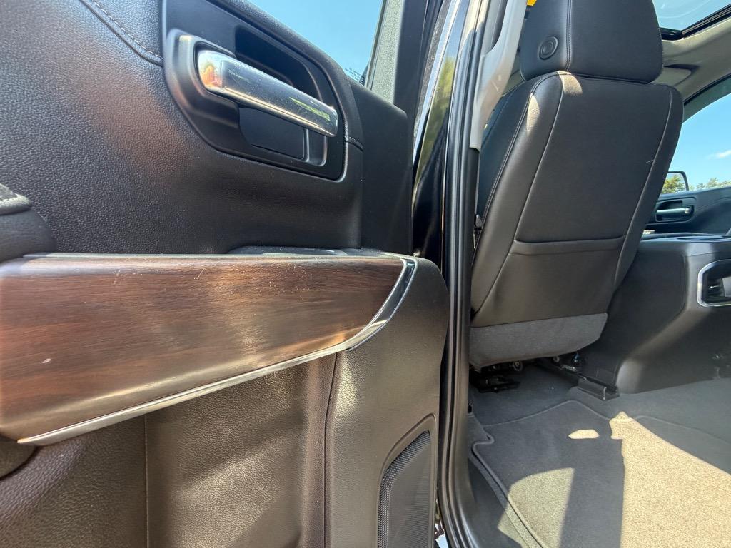 2021 GMC Sierra - $42,900