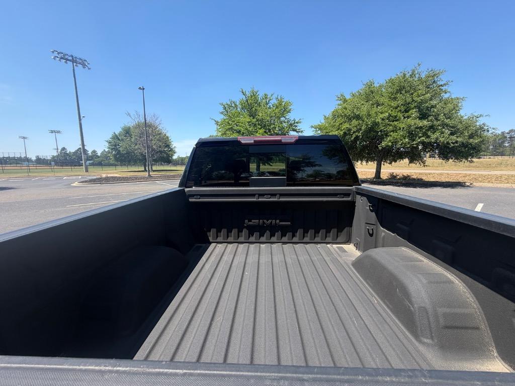 2021 GMC Sierra - $42,900