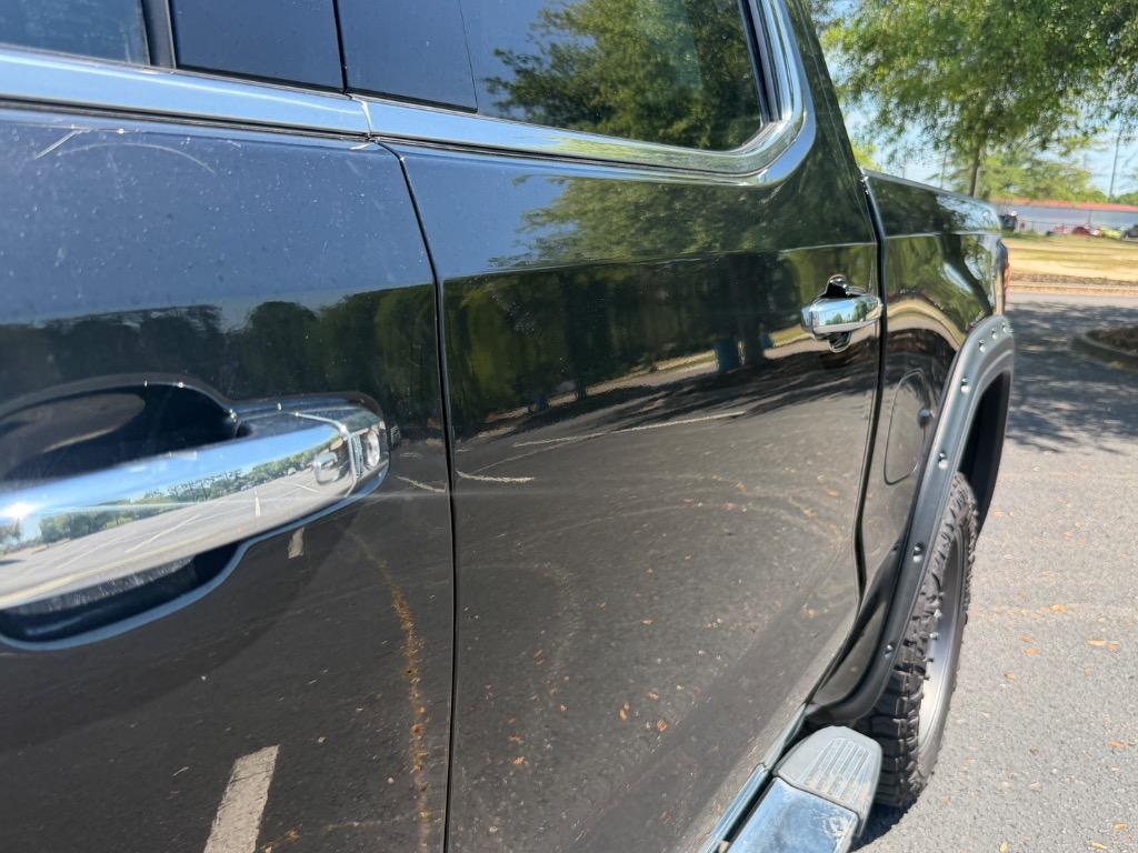 2021 GMC Sierra - $42,900