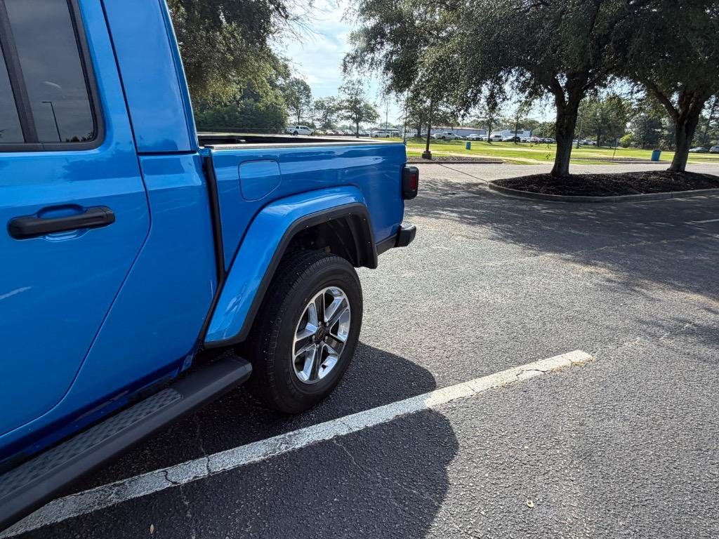 2024 Jeep Gladiator - $36,900