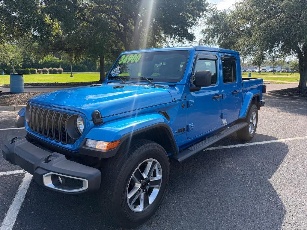 2024 Jeep Gladiator - $36,900