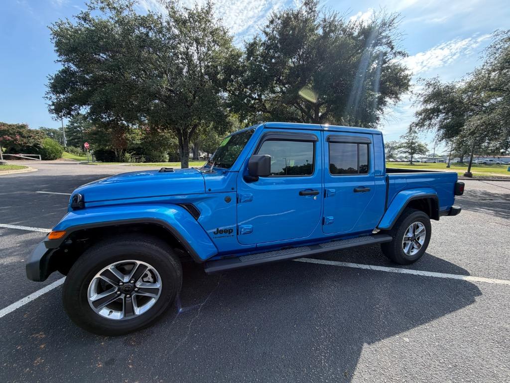 2024 Jeep Gladiator - $36,900
