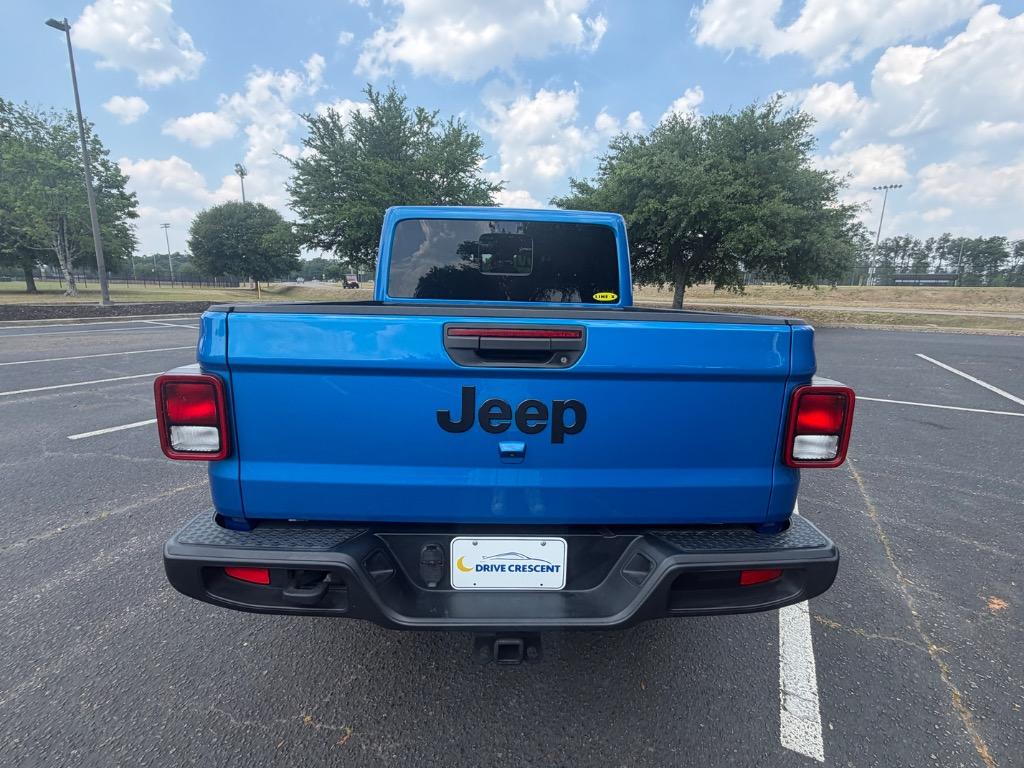 2024 Jeep Gladiator - $36,900