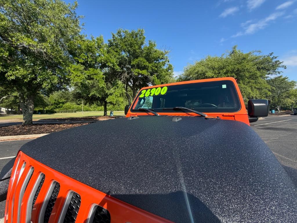 2020 Jeep Wrangler - $26,900