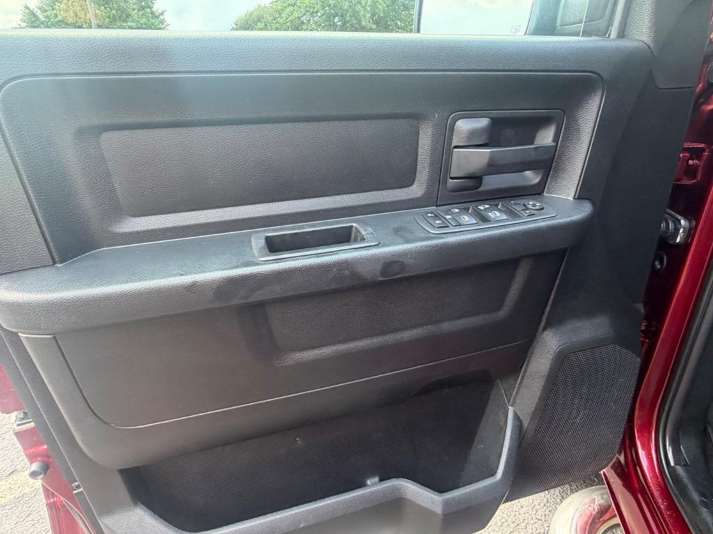 2018 Ram 1500 - $24,900