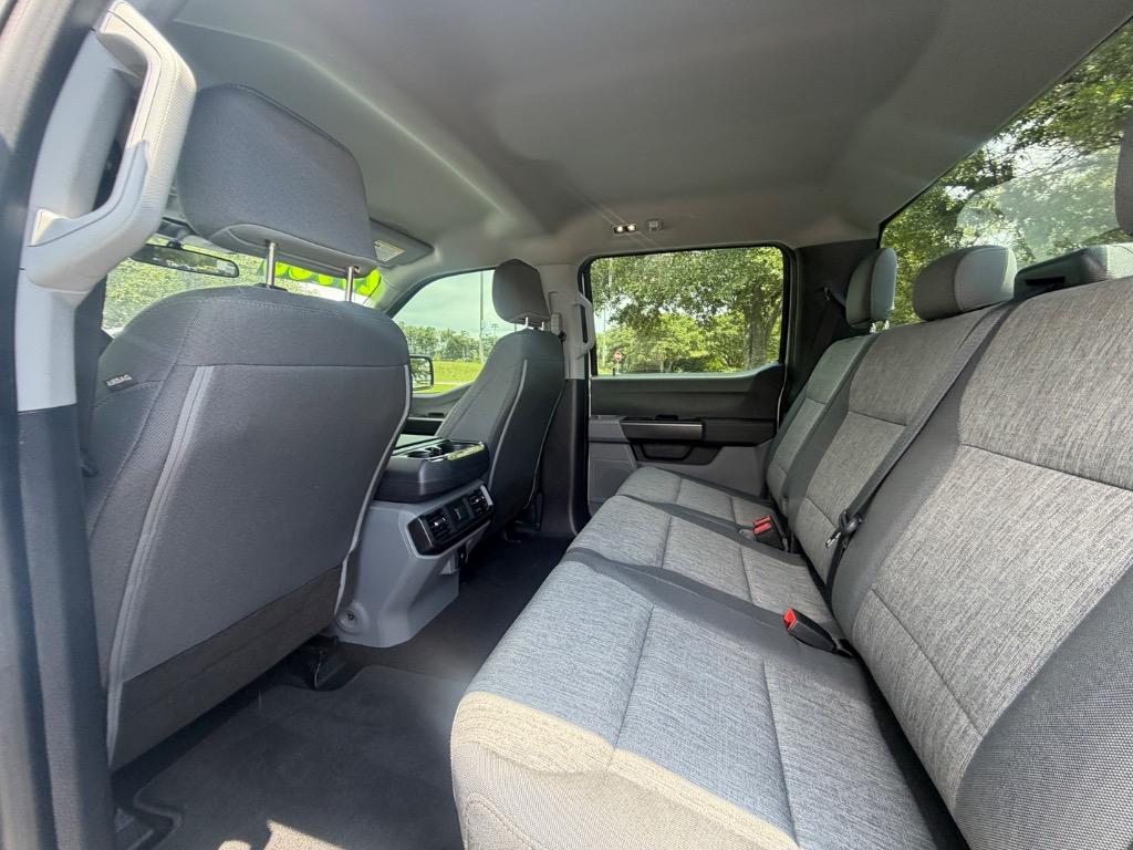 2022 Ford F-150 - $29,900