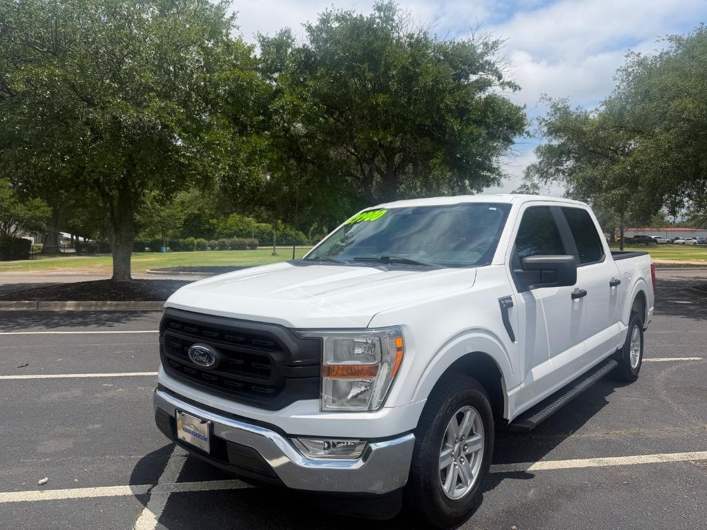 2022 Ford F-150 - $29,900