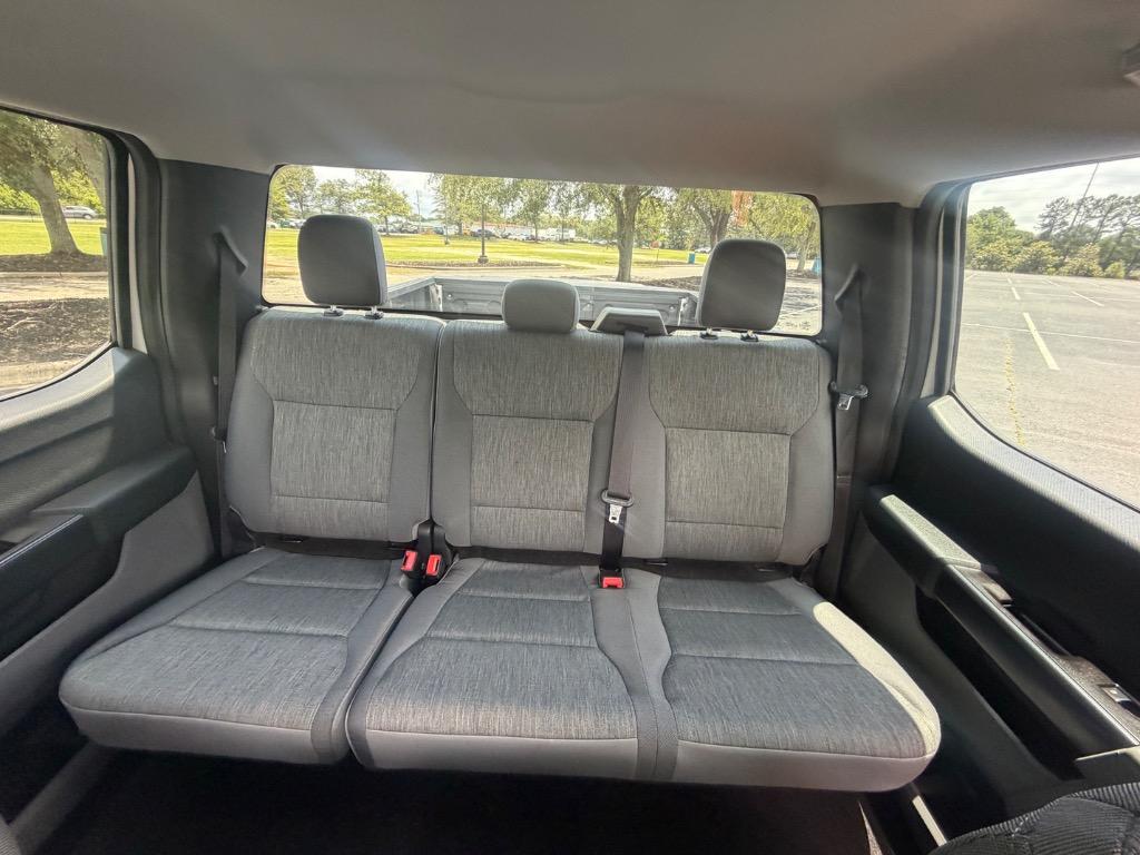 2022 Ford F-150 - $29,900