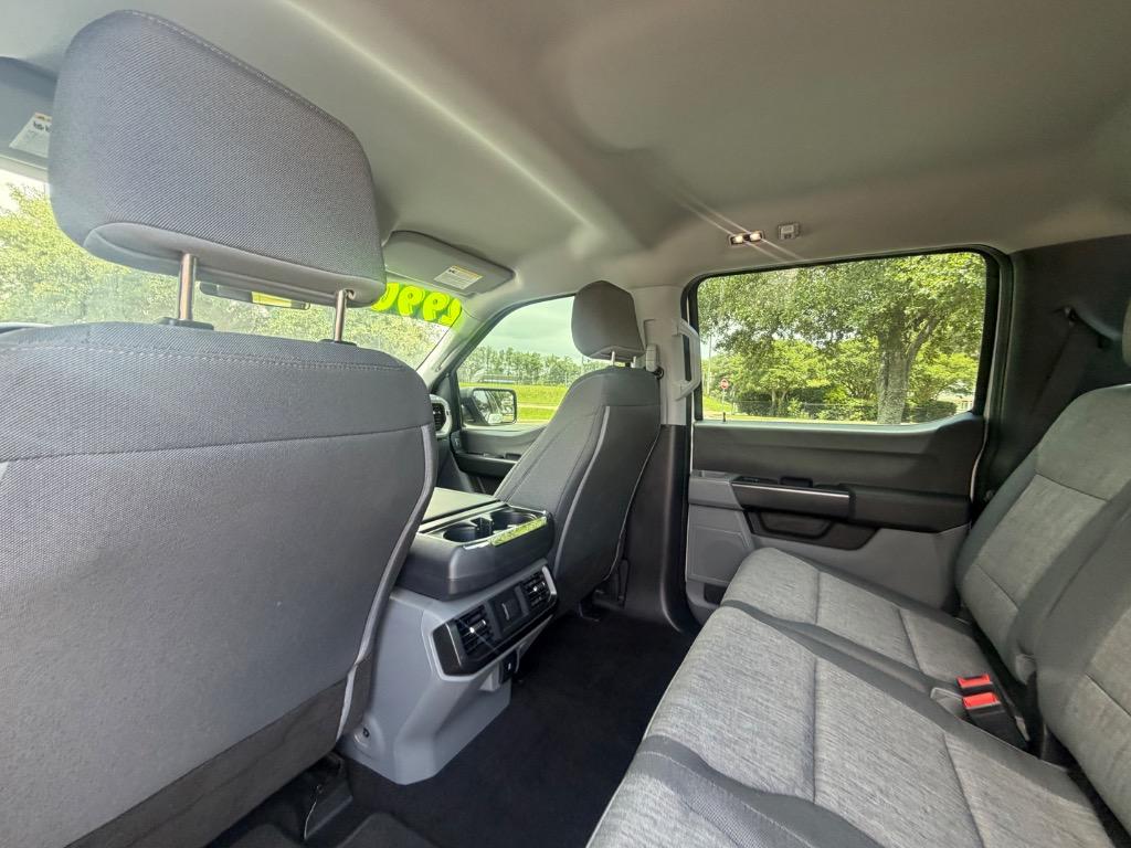 2022 Ford F-150 - $29,900