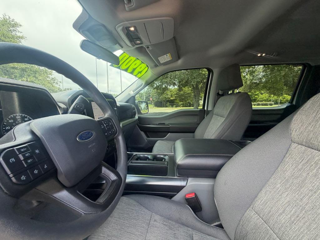 2022 Ford F-150 - $29,900