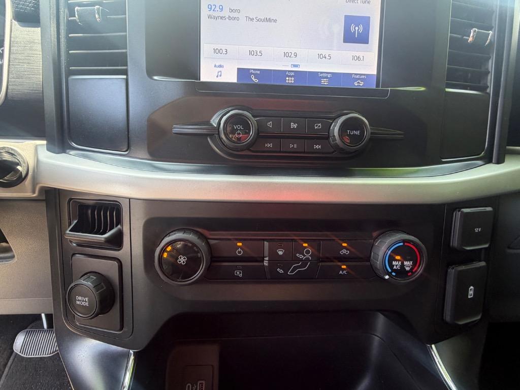 2022 Ford F-150 - $29,900