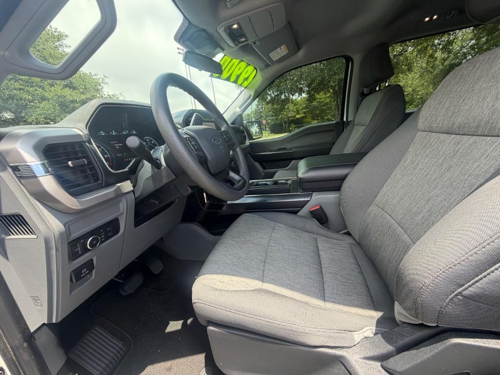 2022 Ford F-150 - $29,900