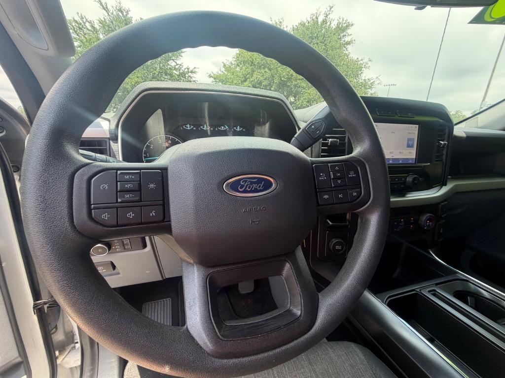 2022 Ford F-150 - $29,900