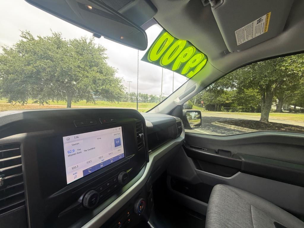 2022 Ford F-150 - $29,900