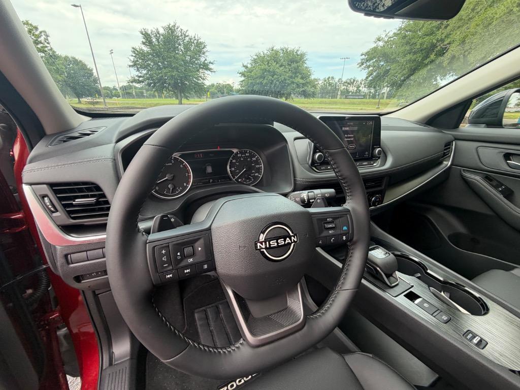2026 Nissan Rogue - $32,900