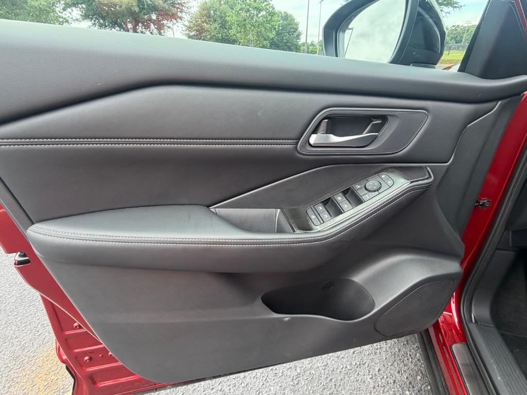 2026 Nissan Rogue - $32,900