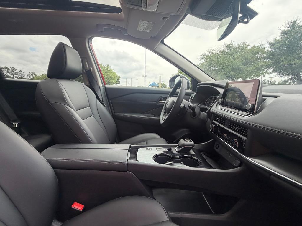 2026 Nissan Rogue - $32,900