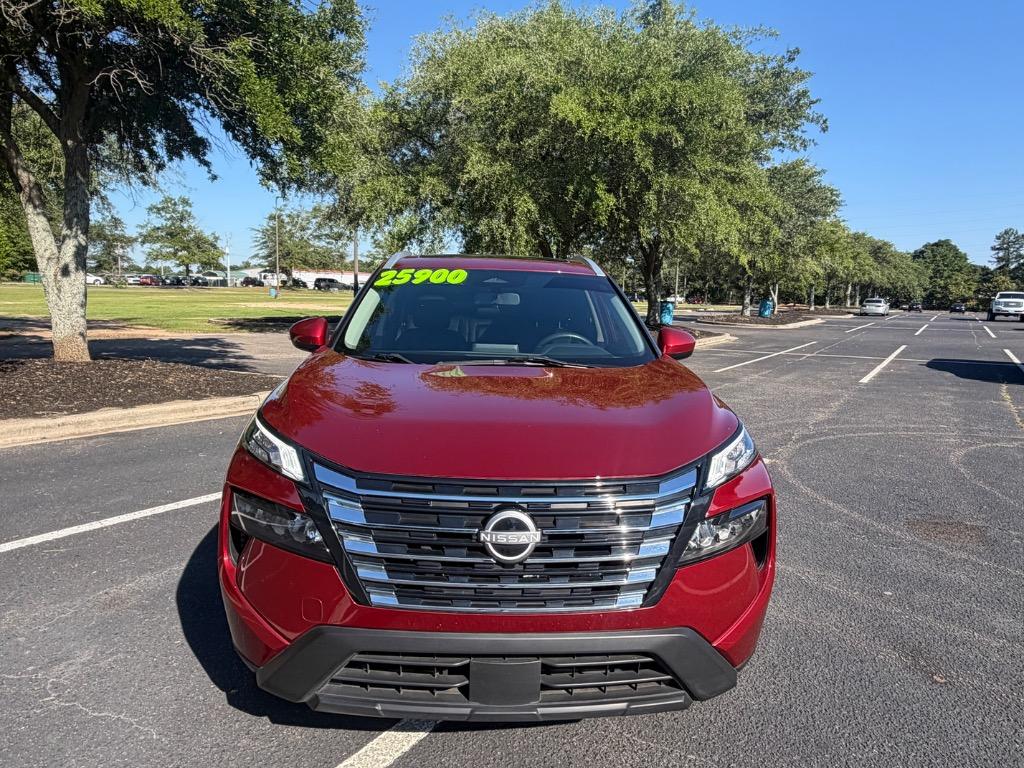 2024 Nissan Rogue - $25,900