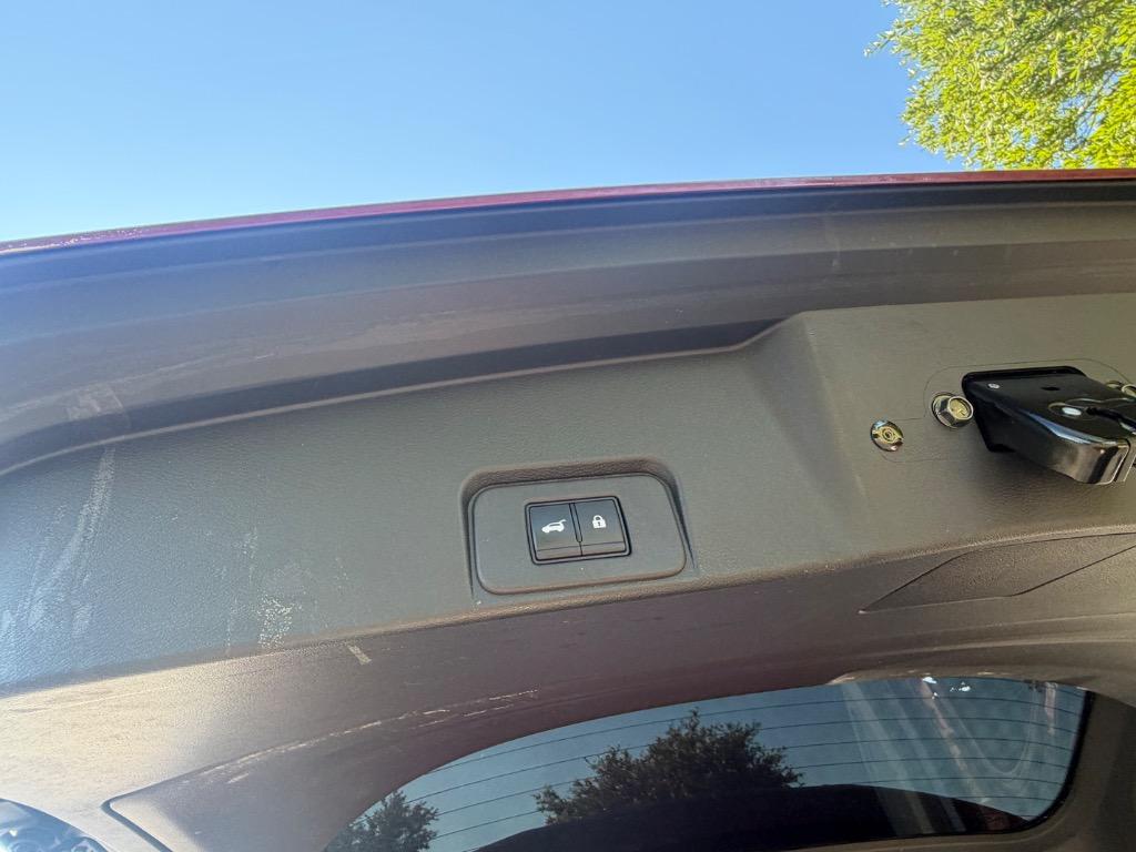 2024 Nissan Rogue - $25,900