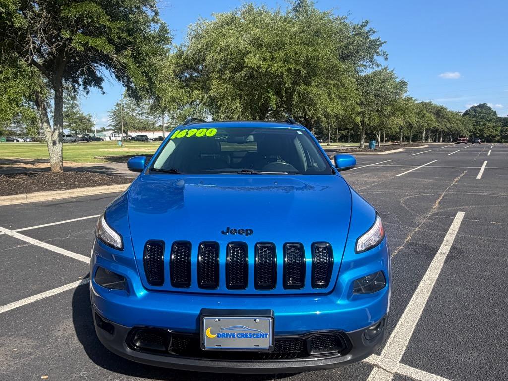 2018 Jeep Cherokee - $16,900