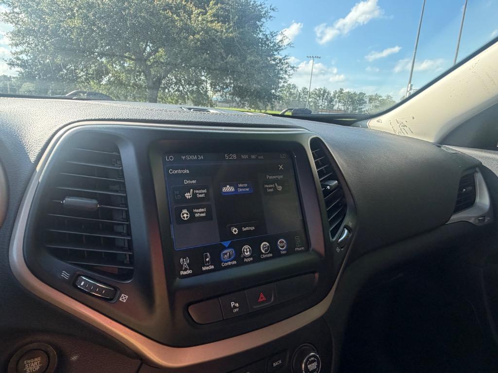 2018 Jeep Cherokee - $16,900