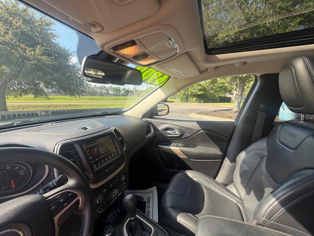 2018 Jeep Cherokee - $16,900