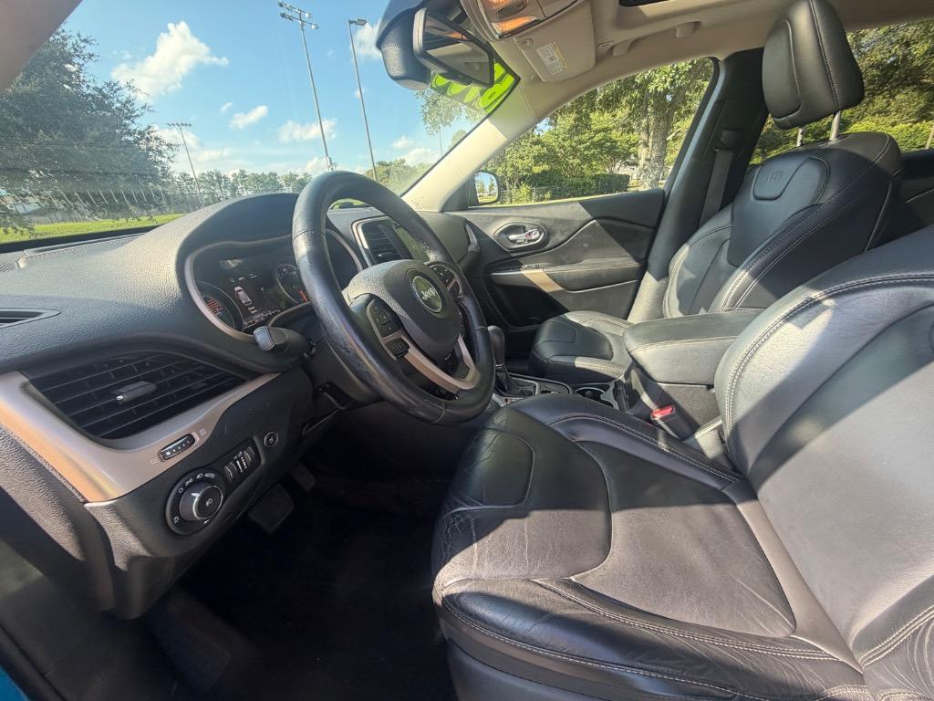 2018 Jeep Cherokee - $16,900